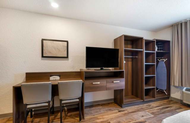 Tampa - Brandon - East Gallery 2