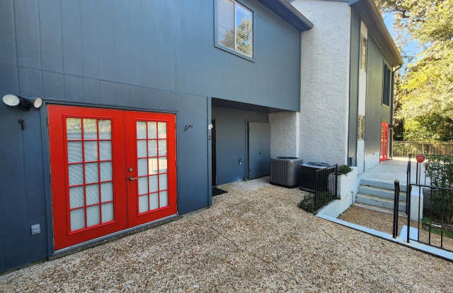 2949 N Shamrock Street Gallery 2