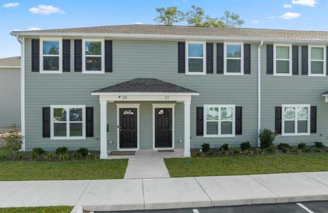 Modern 3/3 Condos with Private Baths  Luxury Upgrades - 2264 Del Carmel Way, Tallahassee, FL 32303