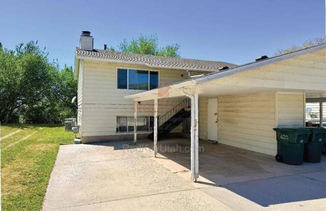 369 Noble Road - 369 Noble Road, Tooele, UT 84074