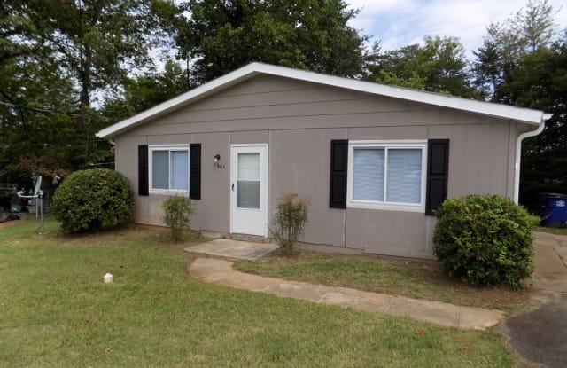 1041 Duchess Ct. - 1041 Duchess Court, Winston-Salem, NC 27107