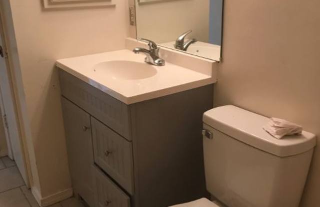 1524 Hawk Tree Dr photos photos