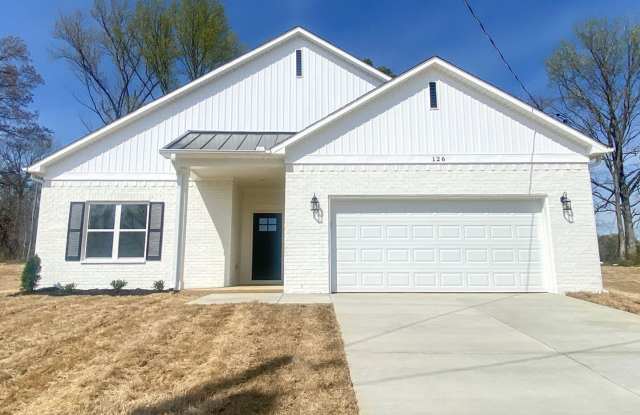 4 bedroom 2 bath near Brighton Middle School built in 2024 Gallery 1
