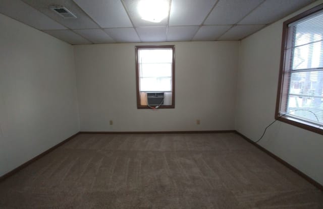 1008 N. 6th Ave. Gallery 2