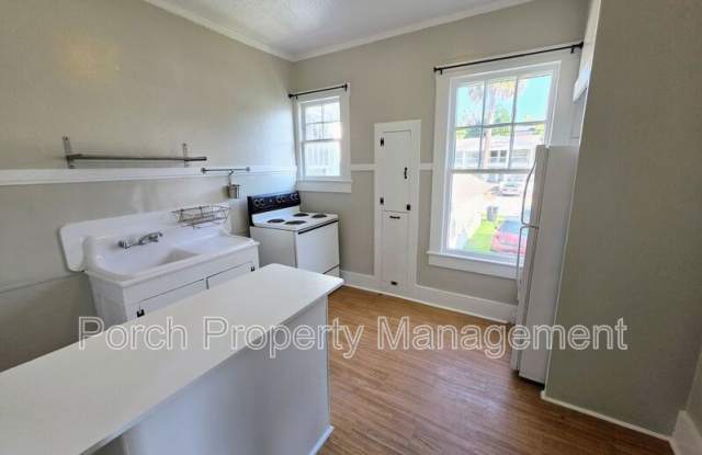 217 W Belmont St photos photos