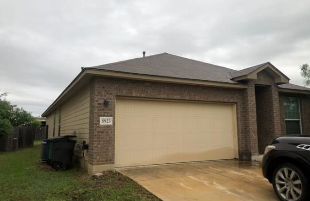 5923 Pearl Pass - 5923 Pearl Pass, San Antonio, TX 78222