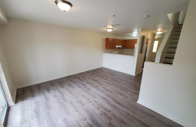 14238 Northwest 17th Avenue photos photos