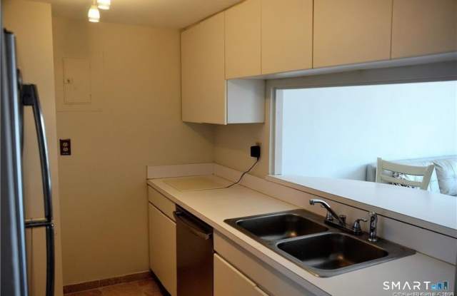 127 Greyrock Place Gallery 3