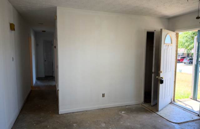 158 Brocton Dr Gallery 4