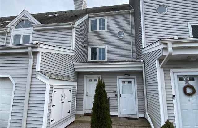560 Silver Sands Road Gallery 1