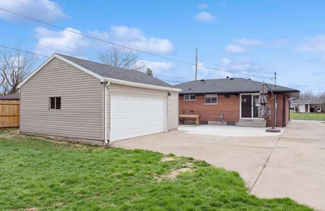 3 Bedroom Ranch Home Gallery 4