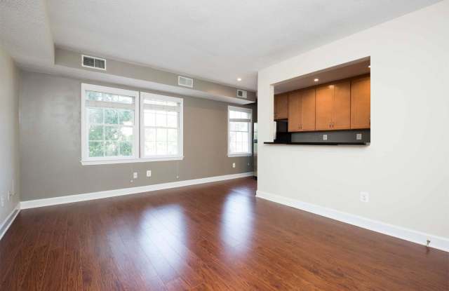 600 Bashford Lane - 2332 Gallery 3