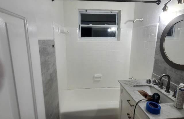 7102 Holiday Dr Gallery 4