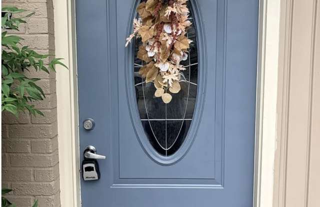 201 Regency Point Path Gallery 3