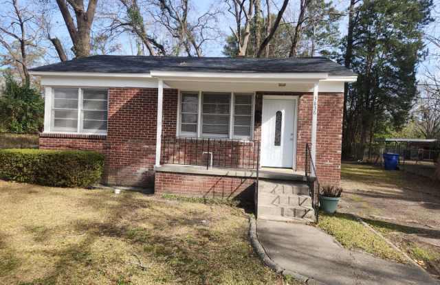 Newly Renovated 2 Bedroom 1 Bath photos photos