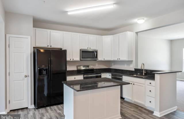 947 CHASE WALK Gallery 2