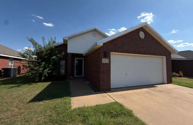 3 bedroom home in Southwest Lubbock photos photos