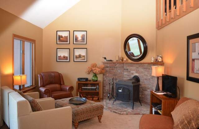 818 Covered Bridge Lane photos photos
