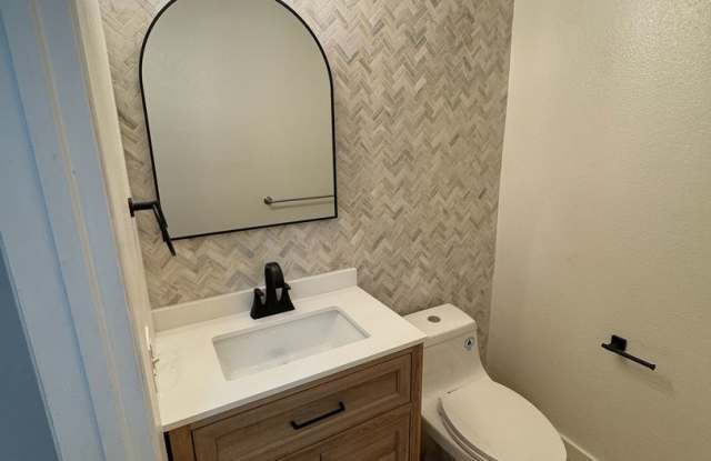 Ko Olina Resort Living - 3 Bedroom, 2 Bath Condo in Ko Olina Fairways - 92-1465 Aliinui Drive, Ko Olina, HI 96707