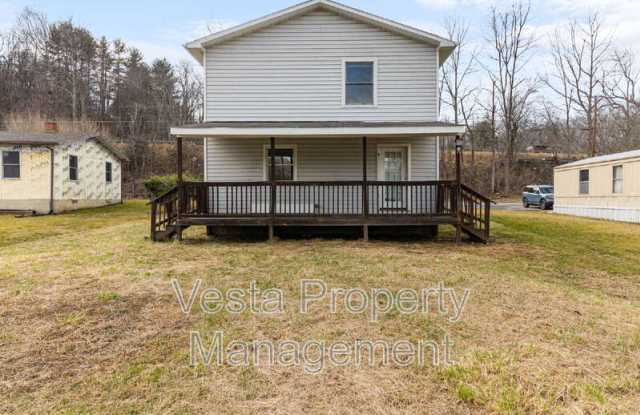 303 Tarheel Drive photos photos