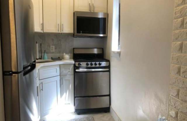 240 E 81ST ST. Gallery 4