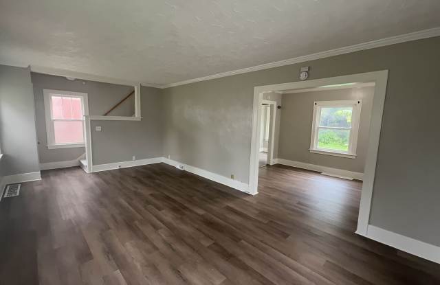 Spacious 3 Bedroom Home for Rent Gallery 3