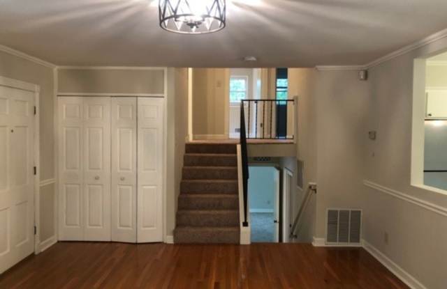 1508 Old Springhouse Lane Gallery 4