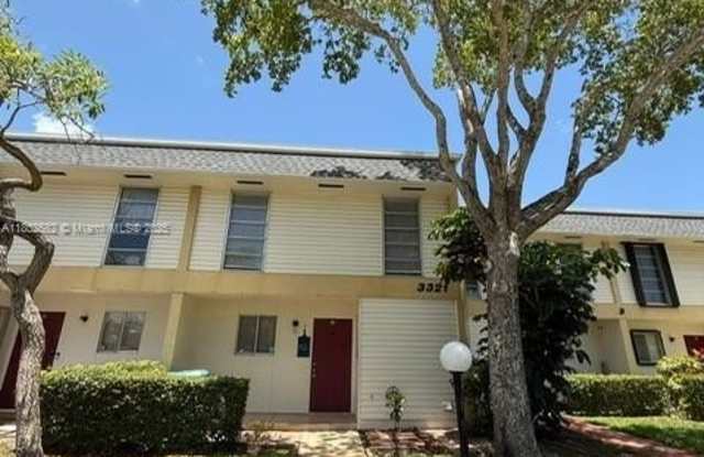 3321 Raleigh St photos photos