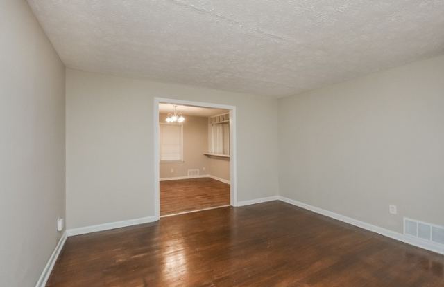 2770 Jaguar Drive Gallery 3