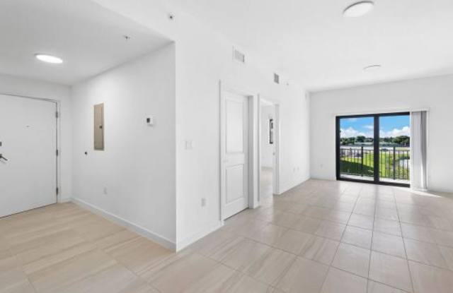761 nw 203rd St. - 761 Northwest 203rd Street, Miami Gardens, FL 33169