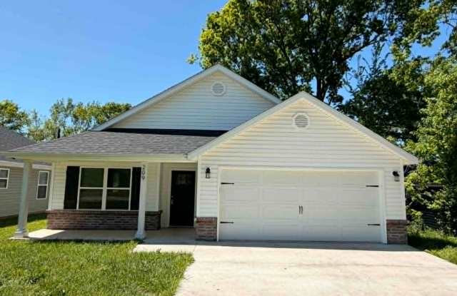 Charming 3 bedroom / 2 bathroom home in Oronogo Mo!! Fenced in Yard!! - Spacious and Move in Ready!! photos photos