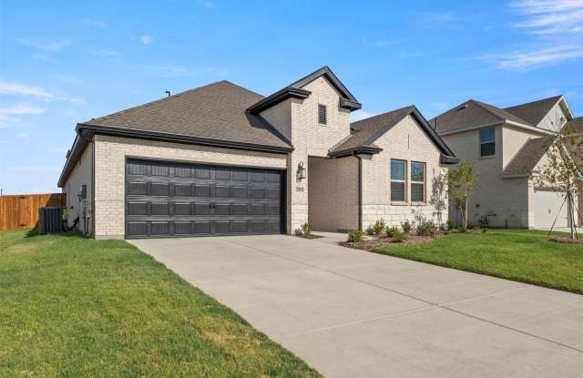 2113 Maple Ridge Drive Gallery 3