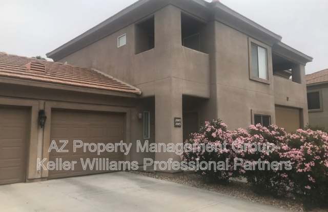 7401 W Arrowhead Clubhouse Dr Gallery 1