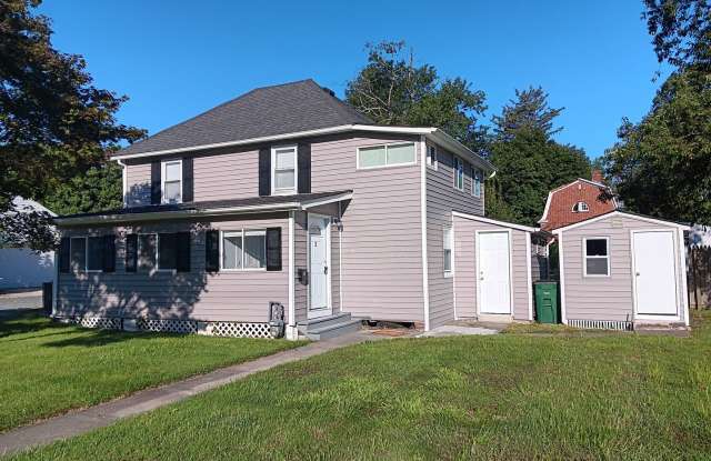 Renovated 3 Bed 2 Bath Single-Family Home in Aberdeen photos photos