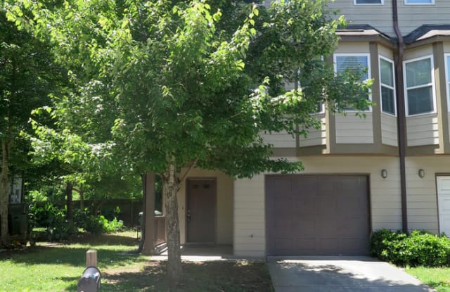 746 Prince Pl Nw - 746 Prince Pl NW, Atlanta, GA 30318