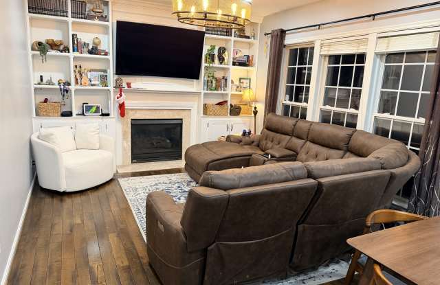 12384 Brown Fox Way - 12384 Brown Fox Way, Reston, VA 20191