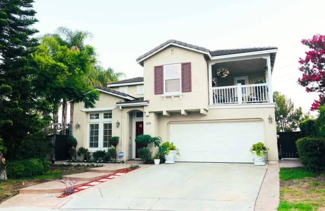 2230 Calle Fernando - 2230 Calle Fernando, Chula Vista, CA 91914