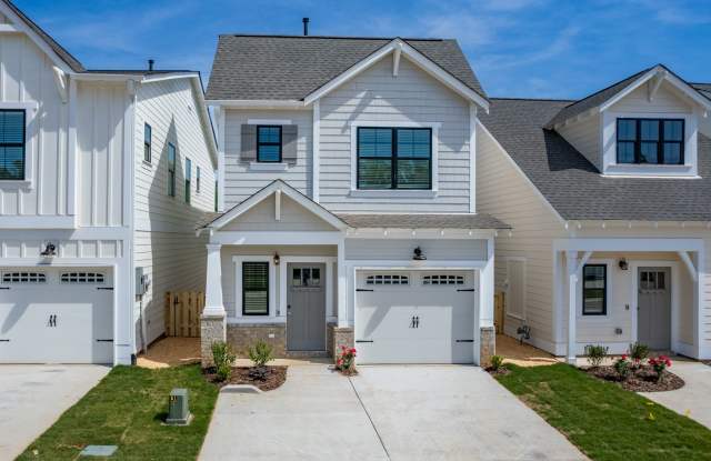 2 Bedroom Home in Premier Location photos photos