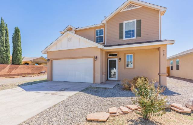 4 Bedroom 2.5 bath Beautiful Home photos photos