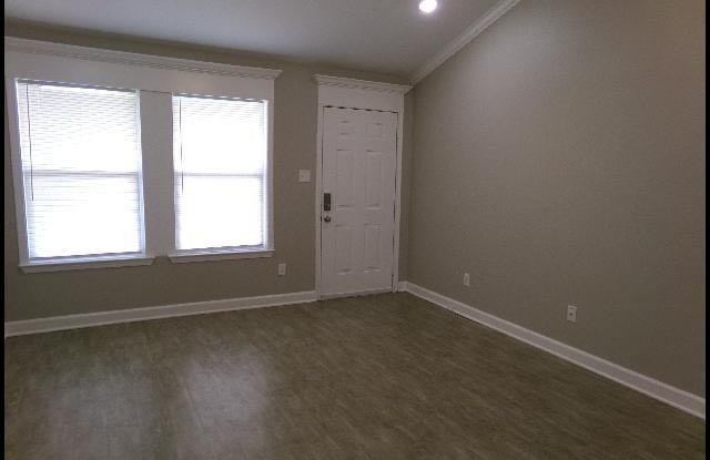209 Sparrow Road Gallery 4