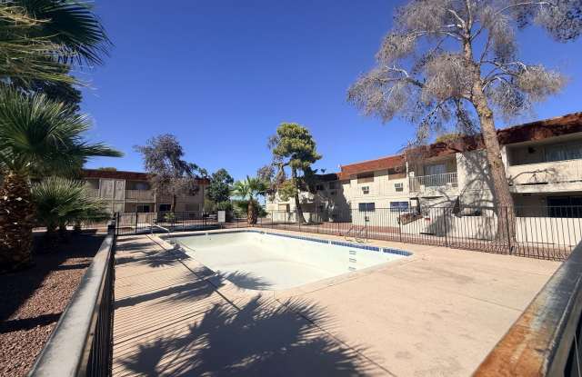 Spacious First-Floor 2 Bedroom Condo Gallery 3