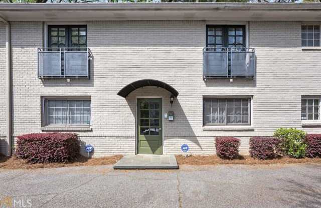 798 Saint Charles Avenue Northeast, Apt 4 Gallery 2