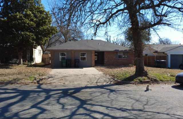 Charming 5 Bedroom House photos photos