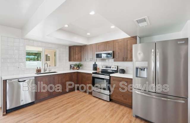 1 N Cottonwood Dr Gallery 3