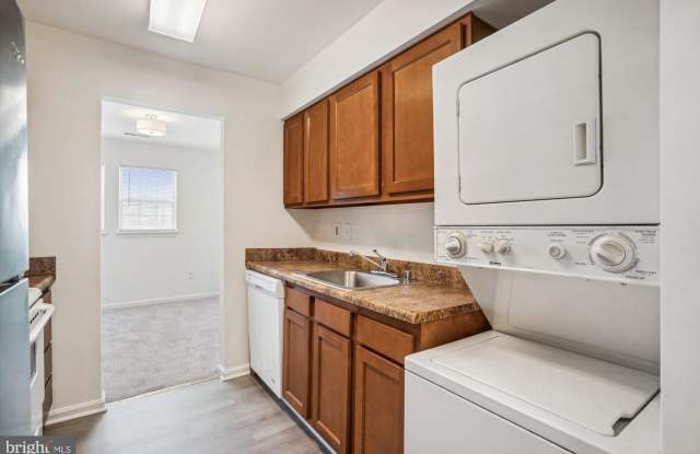8555 Falls Run Rd ,F Gallery 2