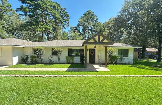 BEAUTIFUL CUSTOM HOME Gallery 1