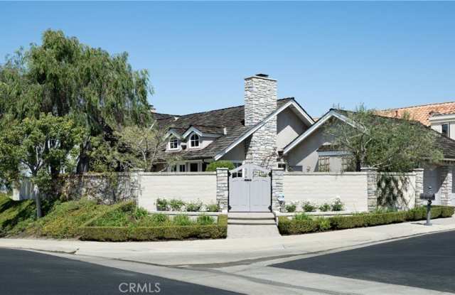 2001 Yacht Resolute photos photos