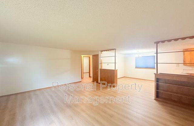 1806 NE 112th St. 1 Gallery 1