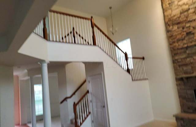 9520 Wintersweet Lane Gallery 3