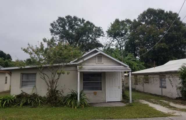 Three-Bedroom Home Near Lake Shipp photos photos